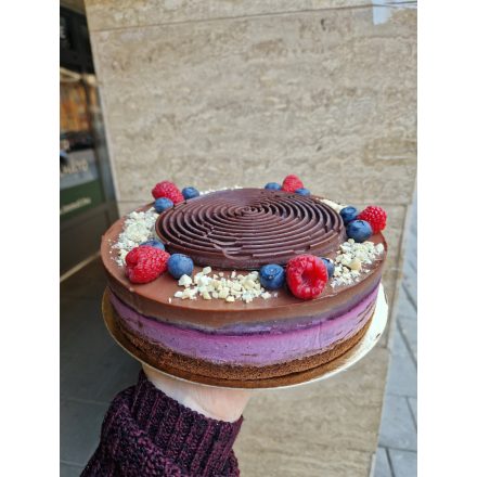 Erdei gyümölcs-csokoládé torta
