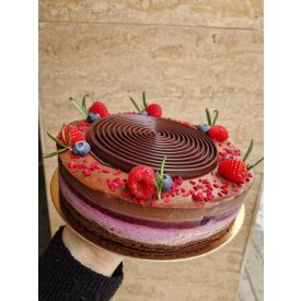 Erdei gyümölcs-csokoládé torta