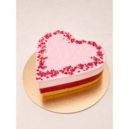 Szív alakú torta - Rózsa-málna mousse