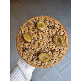 Fahéjas-szilvás crumble